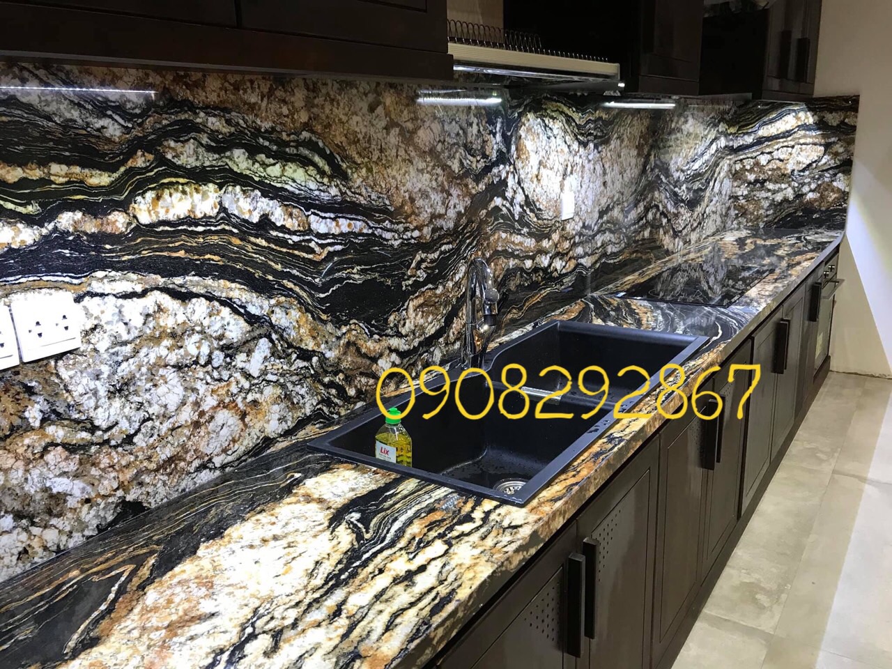 da-hoa-cuong-op-mat-bep