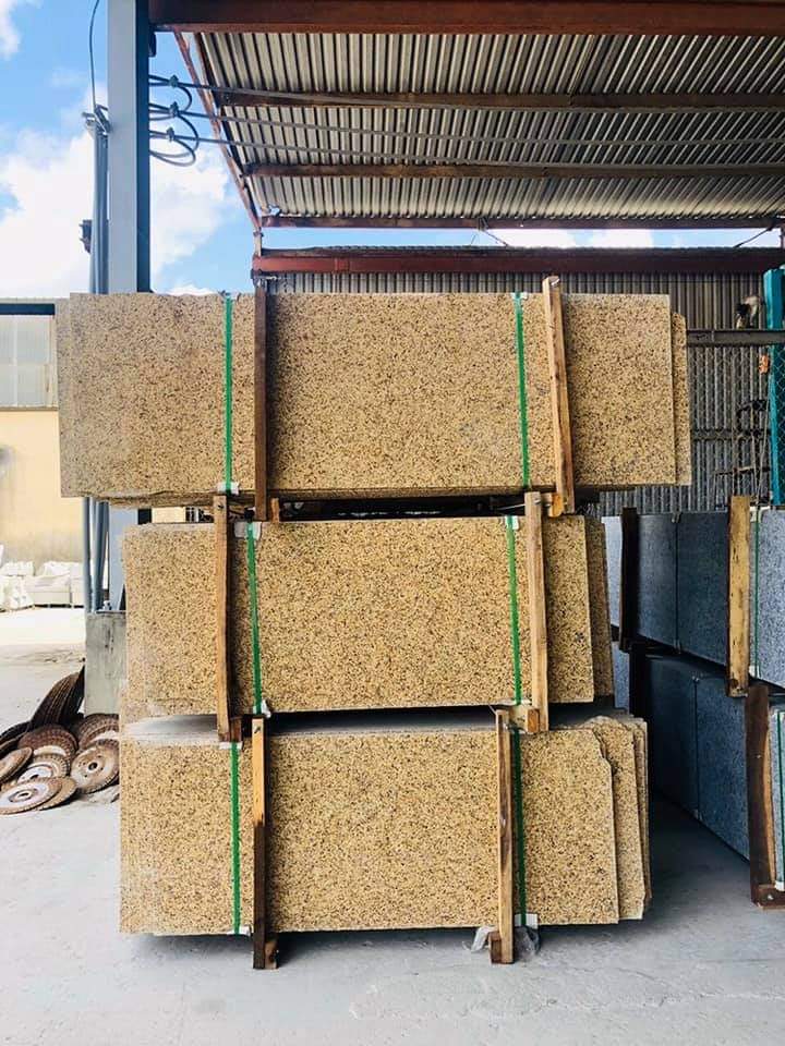 Đá vàng bình định