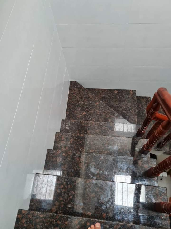 da-hoa-cuong-nau-anh-quoc